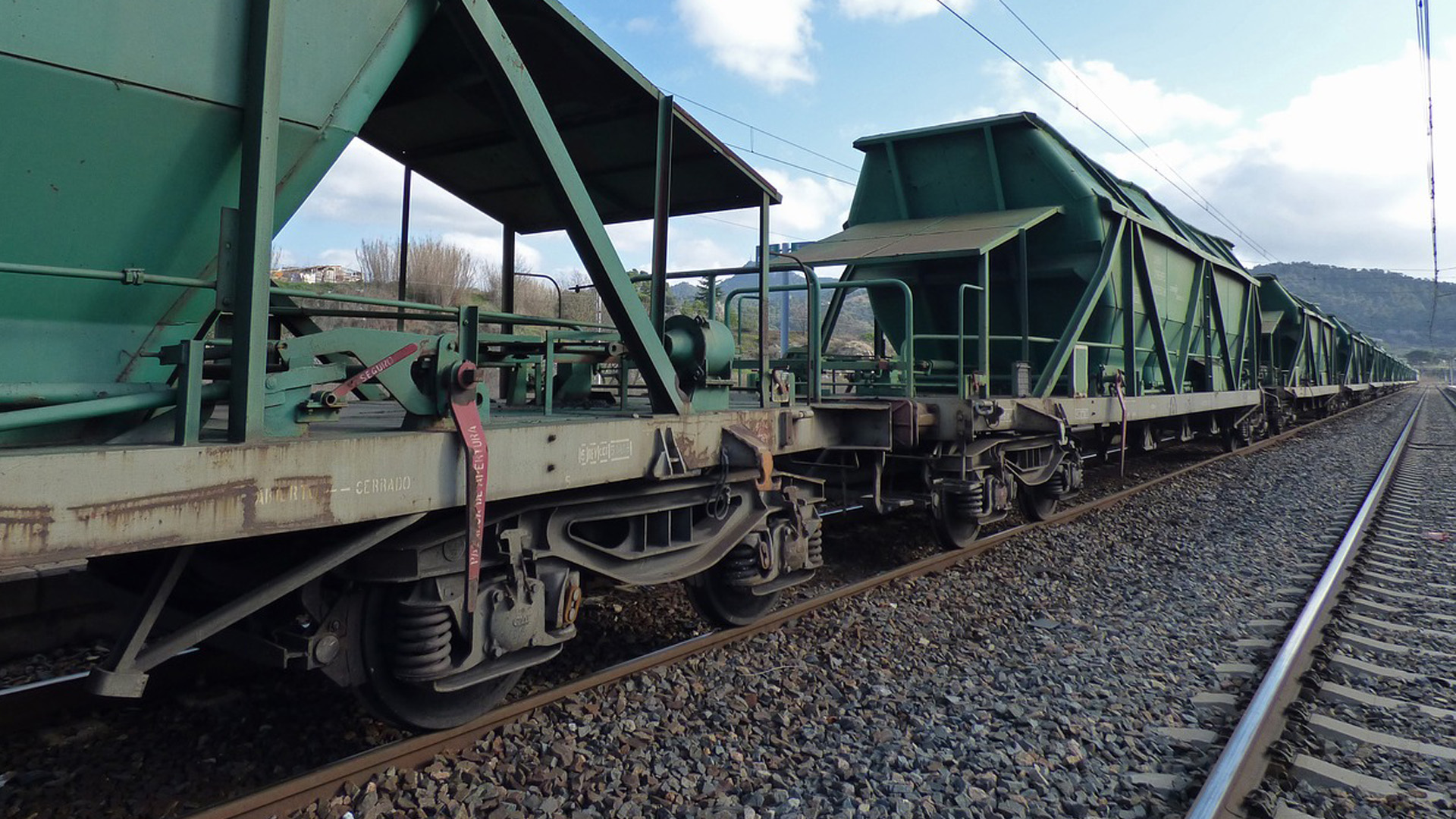 Policy Progress: Ukrzaliznytsya will Allocate Grain Hoppers through "ProZorro.Sales" System