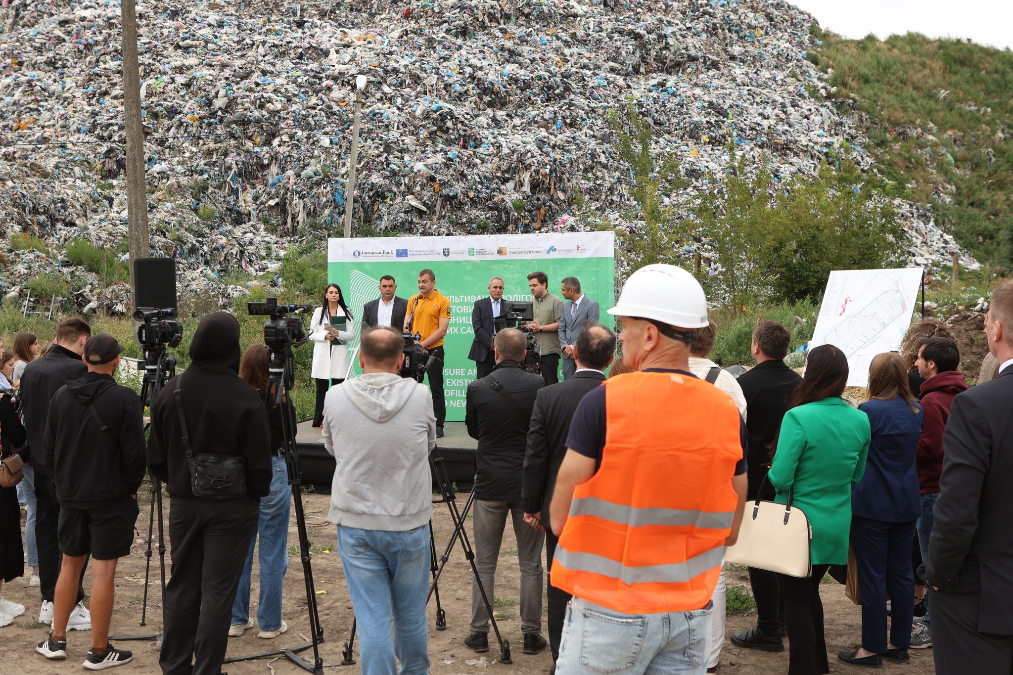 Khmelnytskyi Signs Landmark Agreement for Landfill Reclamation and New Waste Storage Facilities Construction